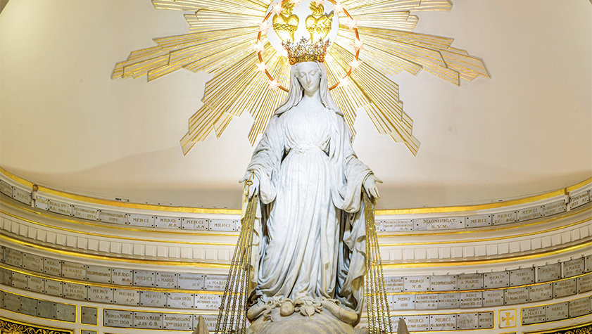 La Madonna del Miracolo: un amore che fa il primo passo